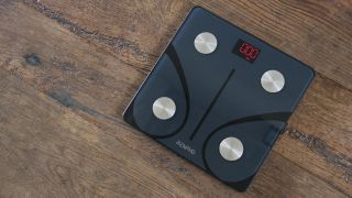 The Best Smart Scales To Track Weight, BMI, Body Fat Percentage And More (10)
