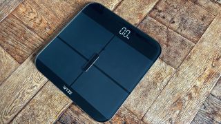 The Best Smart Scales To Track Weight, BMI, Body Fat Percentage And More (11)
