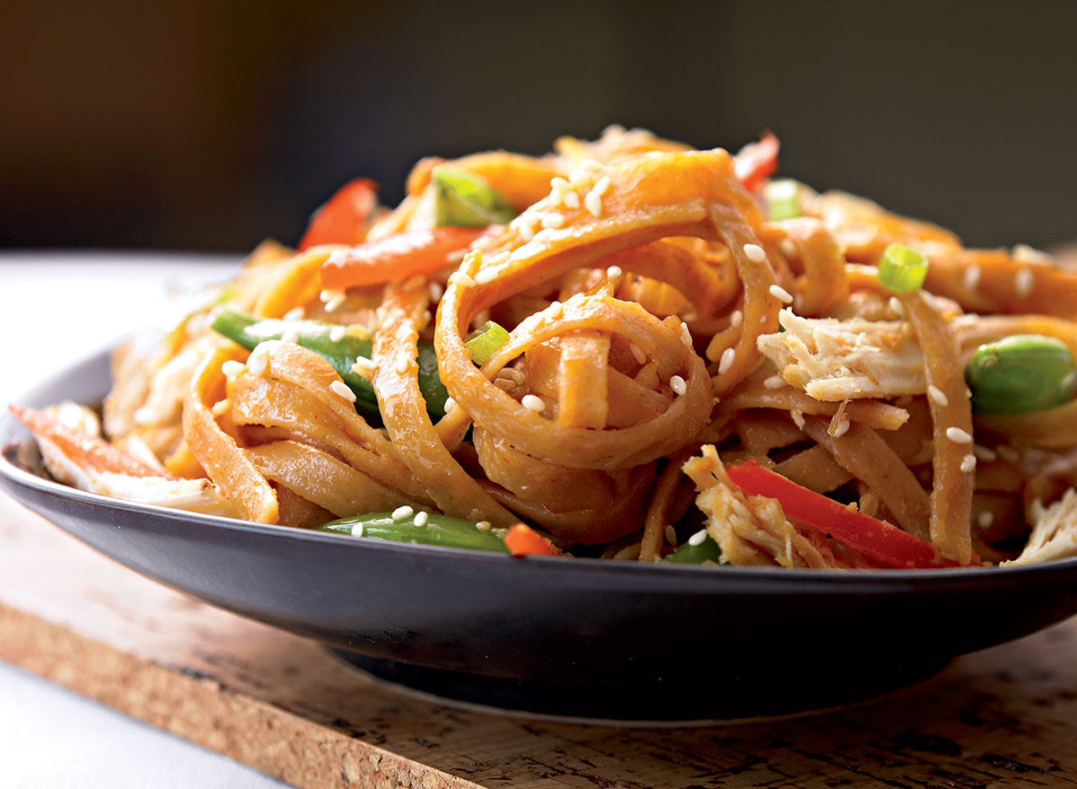 20+ Easy Healthy Recipes That Start with a Rotisserie Chicken (6)