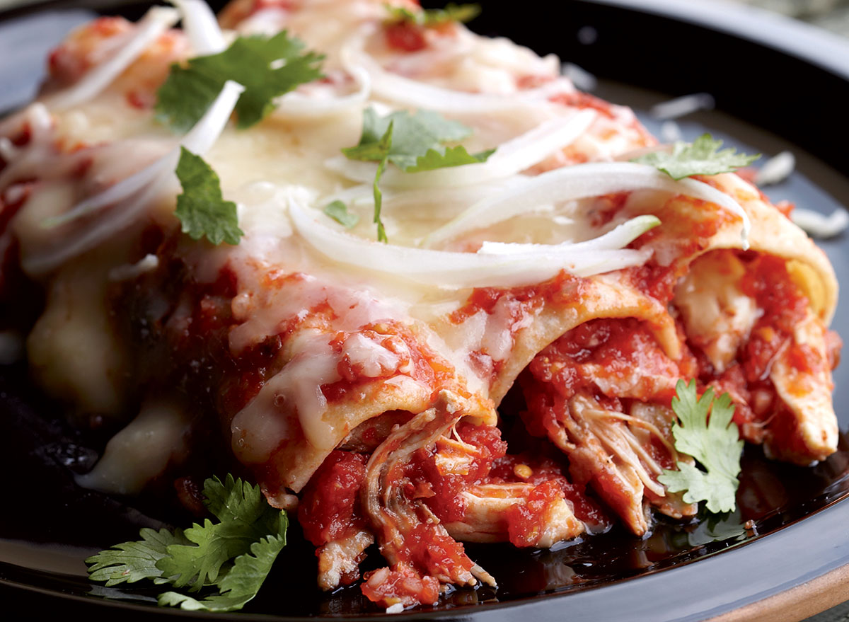 20+ Easy Healthy Recipes That Start with a Rotisserie Chicken (15)