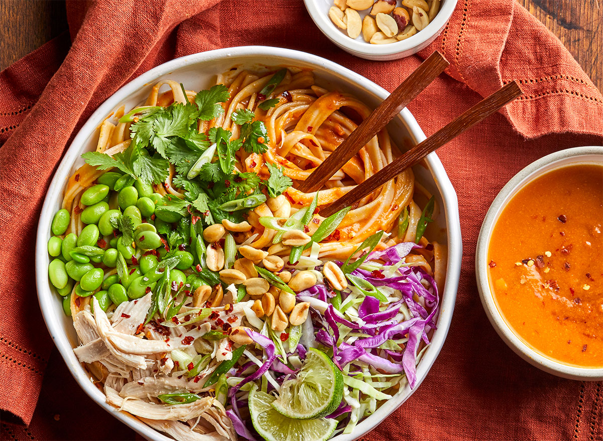 20+ Easy Healthy Recipes That Start with a Rotisserie Chicken (17)