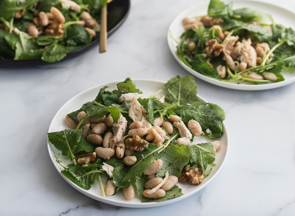 20+ Easy Healthy Recipes That Start with a Rotisserie Chicken (18)