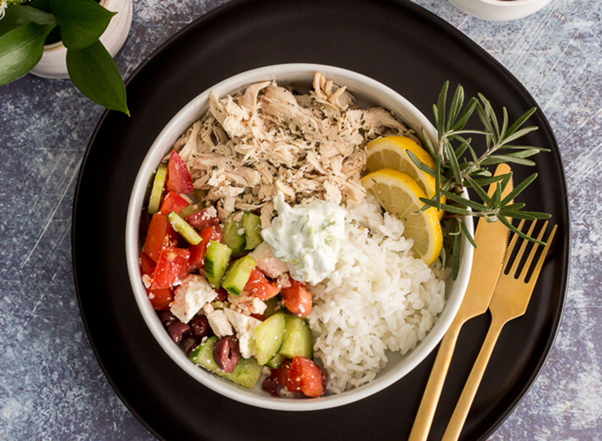 20+ Easy Healthy Recipes That Start with a Rotisserie Chicken (22)