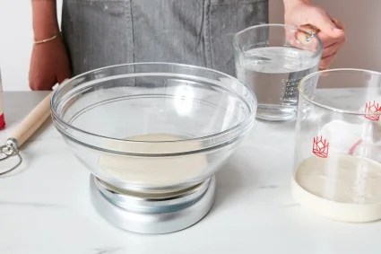 What is sourdough discard? And what should I do with it? (1)